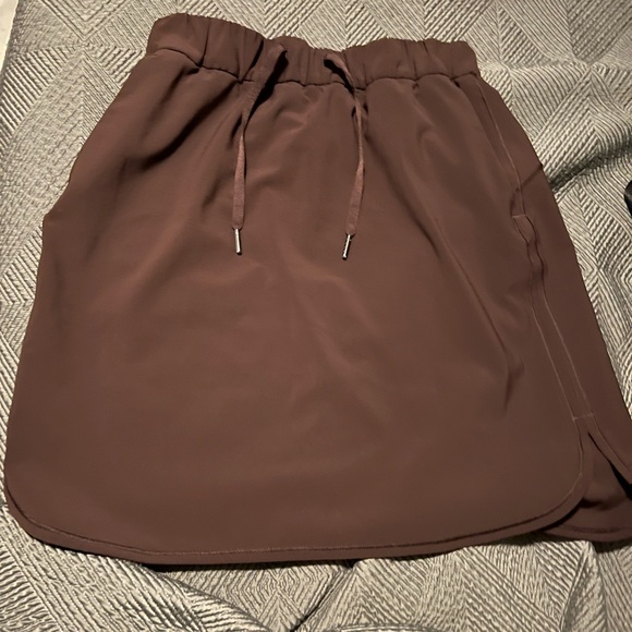 One the fly skirt size 6 - Picture 2 of 3